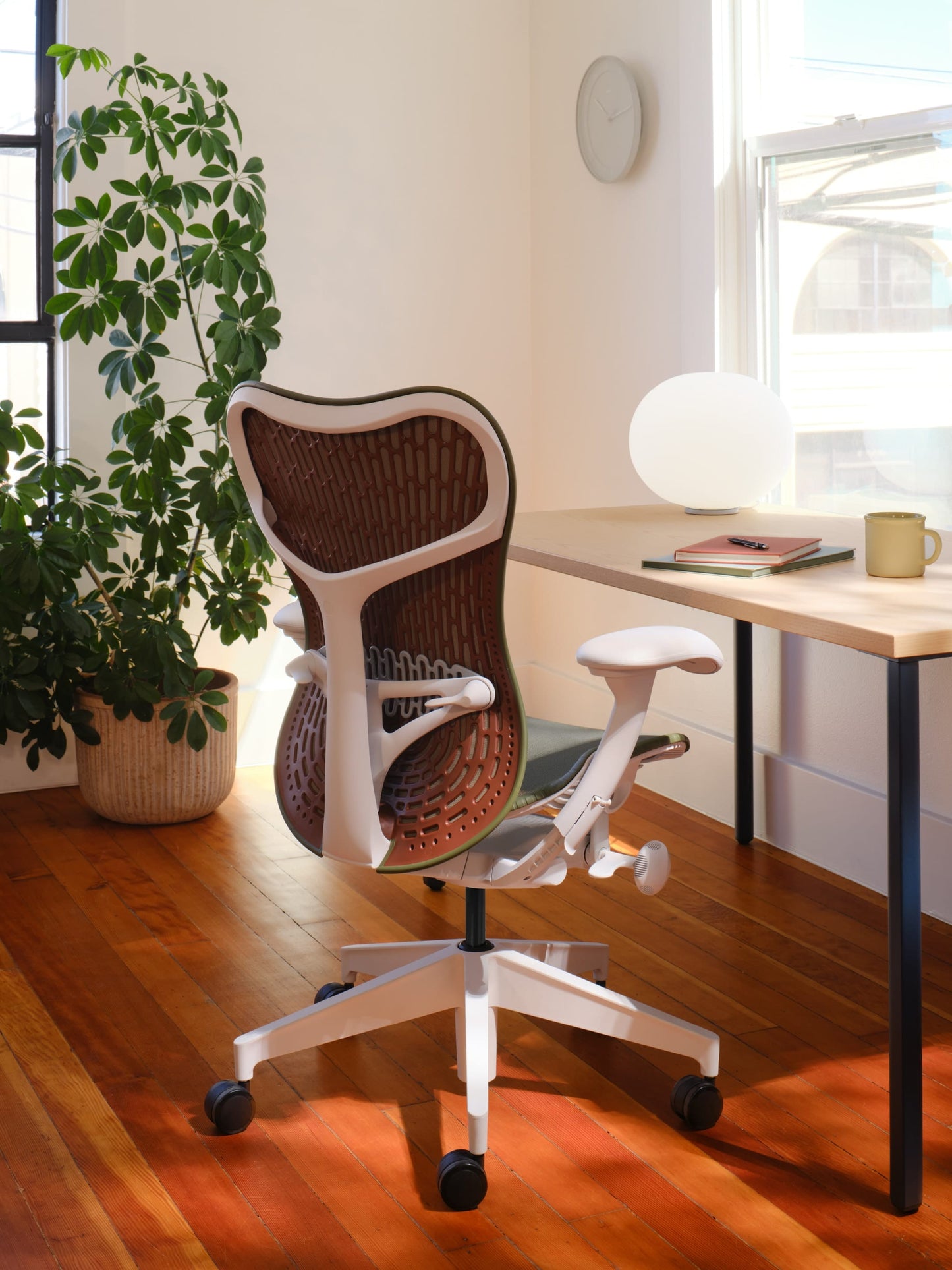 Herman Miller Mirra 2